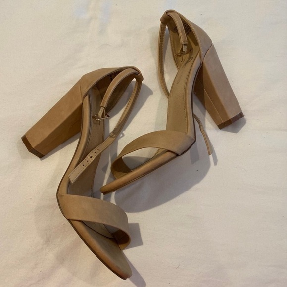 Classic Nude Strappy Summer Block Heels - Size 8.5 - Picture 1 of 3